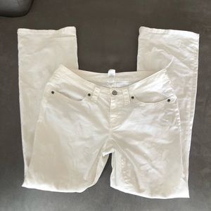 London Jean white jeans. Boot cut. Preowned.